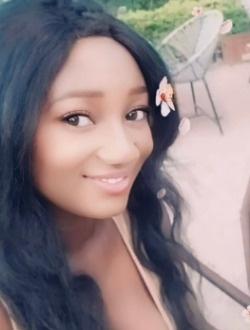 Raki's profile, a single 30-year-old a woman in Ouagadougou