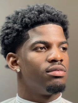 Lino's profile, a single 31-year-old a man in Montréal-Ouest