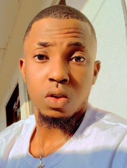 Sebastian Bryan's profile, a single 62-year-old a man in Jersey City