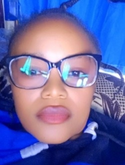 Venie's profile, a single 34-year-old a woman in Brazzaville