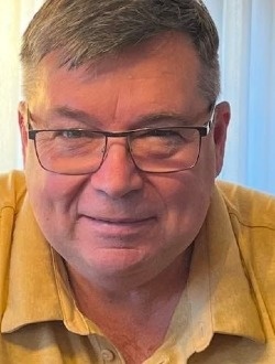 Luc's profile, a single 59-year-old a man in Anjou