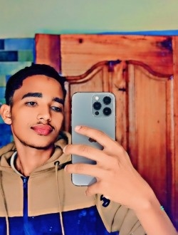 Abdoul's profile, a single 22-year-old a man in Niamey (Commune I)