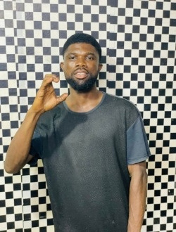 Brice's profile, a single 29-year-old a man in Abidjan