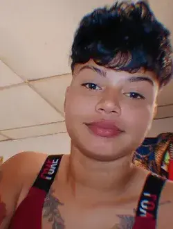 Elena's profile, a single 20-year-old a woman in Santiago de Cuba