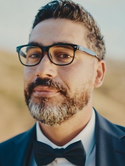 Zoka's profile, a single 45-year-old a man in Kairouan