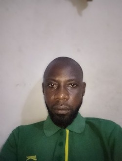 Ismaël's profile, a single 38-year-old a man in Abi