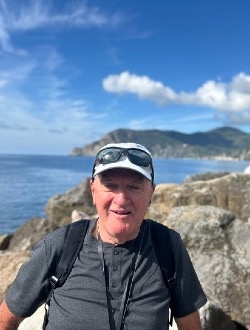 Raymond's profile, a single 71-year-old a man in Beloeil