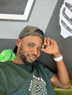 Ramson's profile, a single 42-year-old a man in Ohio