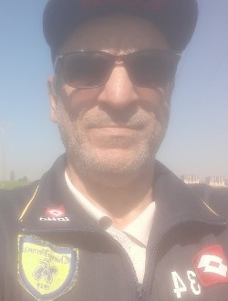 Salah's profile, a single 53-year-old a man in Tizi Ouzou