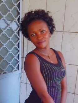 Mélanie's profile, a single 29-year-old a woman in Douala