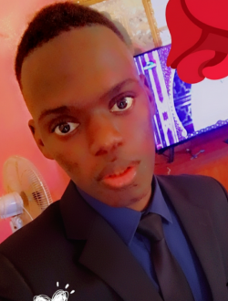 Bowz's profile, a single 18-year-old a man in Dakar