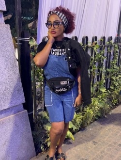 Jolhyda's profile, a single 35-year-old a woman in Bujumbura