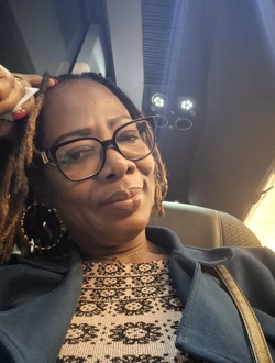 Vikie's profile, a single 44-year-old a woman in Ableiges