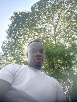 Daniel's profile, a single 37-year-old a man in Ababio