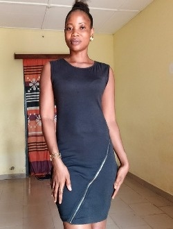 Lora's profile, a single 30-year-old a woman in Abi