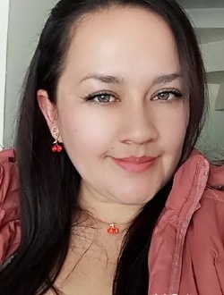 Ximena's profile, a single 44-year-old a woman in Bogotá