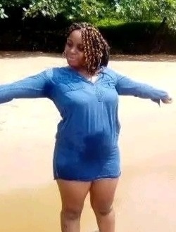José's profile, a single 33-year-old a woman in Douala