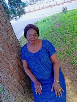 Mélanie's profile, a single 58-year-old a woman in Ébolowa