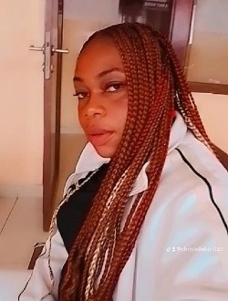 Christelle's profile, a single 32-year-old a woman in Yaoundé