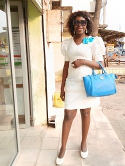 Huguette's profile, a single 38-year-old a woman in Douala
