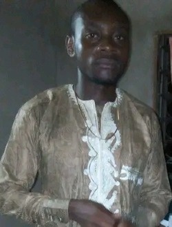 Georges's profile, a single 36-year-old a man in Bonanjo