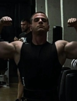 Vukasin's profile, a single 26-year-old a man in Frankfurt am Main