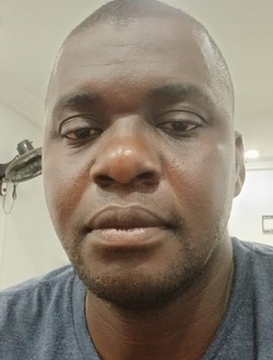 Valere's profile, a single 39-year-old a man in Abata