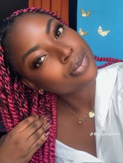 Lynsey's profile, a single 26-year-old a woman in Yaoundé