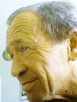 Adonis's profile, a single 70-year-old a man in Bidart