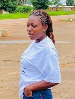 Corine's profile, a single 25-year-old a woman in Meïganga