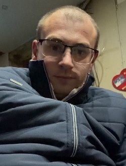 Christopher's profile, a single 31-year-old a man in Segré-en-Anjou Bleu