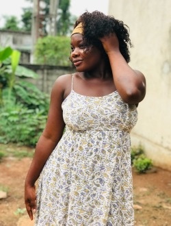 Maria's profile, a single 26-year-old a woman in Yaoundé