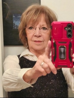 Claire's profile, a single 71-year-old a woman in Montréal-Est