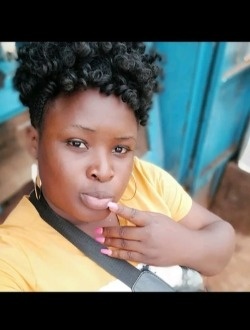 Urielle's profile, a single 29-year-old a woman in Bonanjo