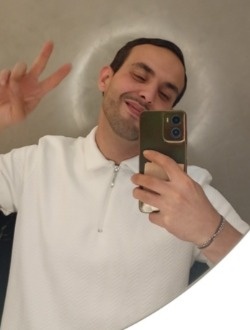 Yuvic's profile, a single 35-year-old a man in Edenvale