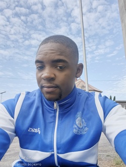Chris's profile, a single 34-year-old a man in Kribi