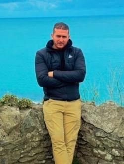 Houssem's profile, a single 35-year-old a man in Cherbourg-en-Cotentin