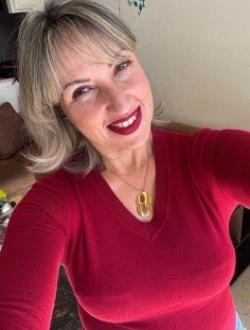 Bernice Wooden's profile, a single 44-year-old a woman in North Canton