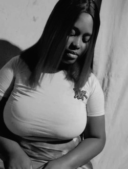 Naomia's profile, a single 23-year-old a woman in Bafoussam II