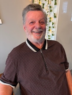 Jacques's profile, a single 18-year-old a man in Québec