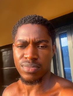 Lukas's profile, a single 54-year-old a man in California