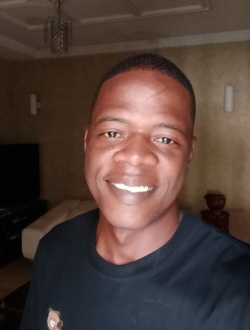 Edgar's profile, a single 31-year-old a man in Kinshasa