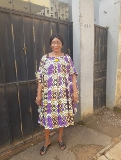 Solange's profile, a single 54-year-old a woman in Yaoundé