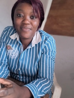 Sylvie's profile, a single 41-year-old a woman in Abang