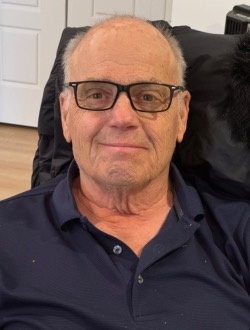 Luc's profile, a single 74-year-old a man in Lévis