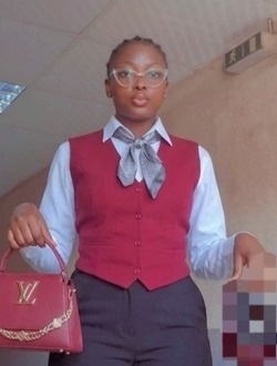 Lynda's profile, a single 22-year-old a woman in Yaoundé