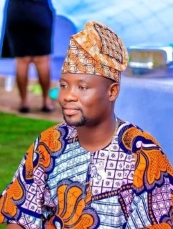 Issa's profile, a single 37-year-old a man in Adjohon