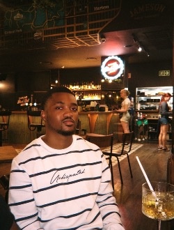 profile picture 0