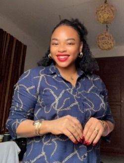 Ladouceur's profile, a single 35-year-old a woman in Yaoundé