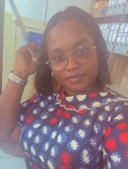 Ines's profile, a single 34-year-old a woman in Abomey-Calavi